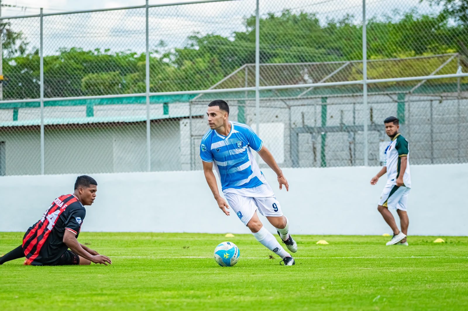 Elias Alderete - Delantero